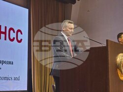 Факултет „Международна икономика и политика“ - годишнина