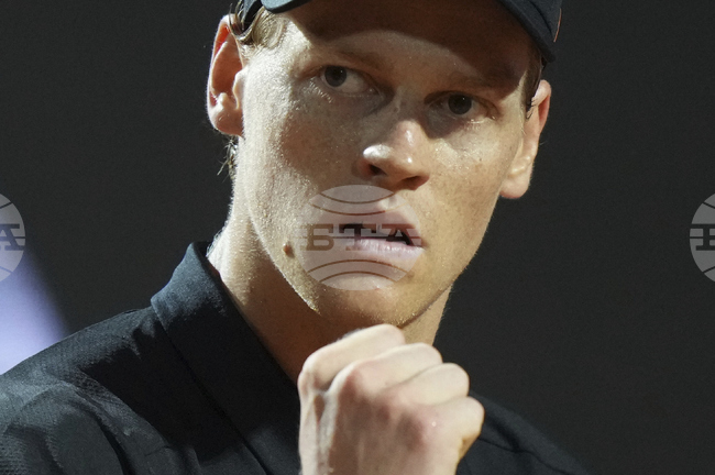 Синер и Зверев се класираха за четвъртфиналите на Мастърс турнира по тенис в Рим