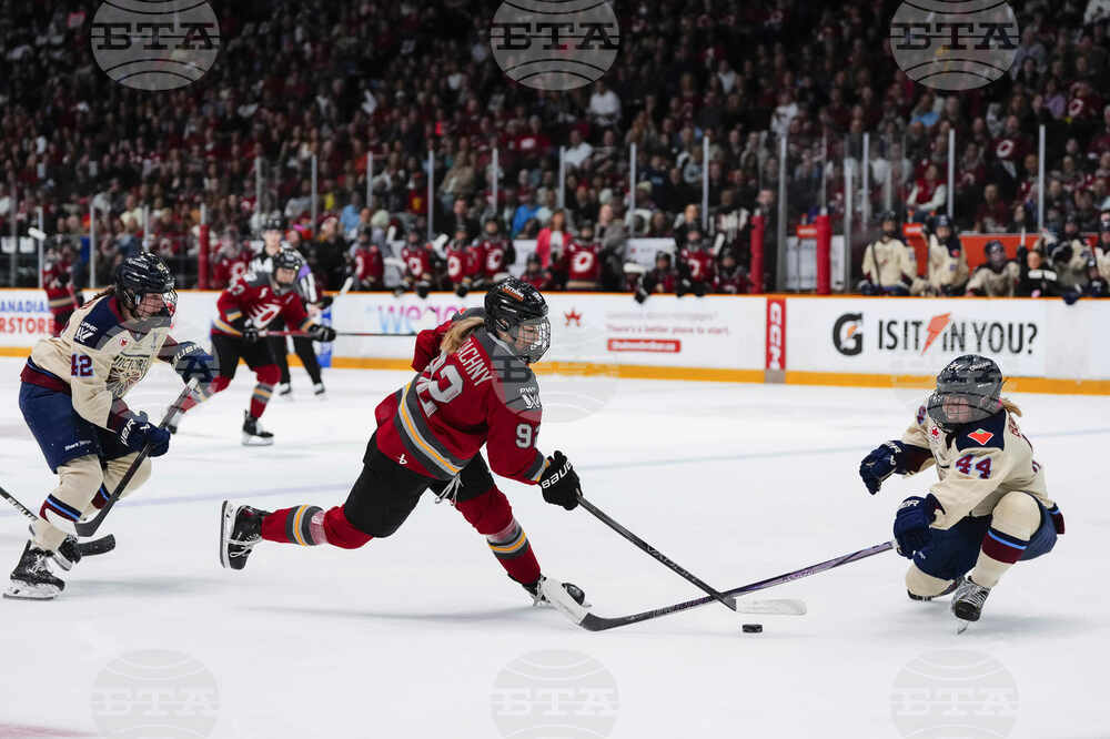 PWHL Victoire Charge Hockey