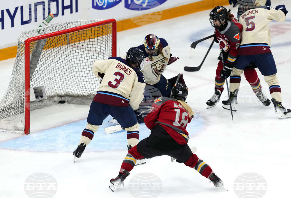 PWHL Victoire Charge Hockey