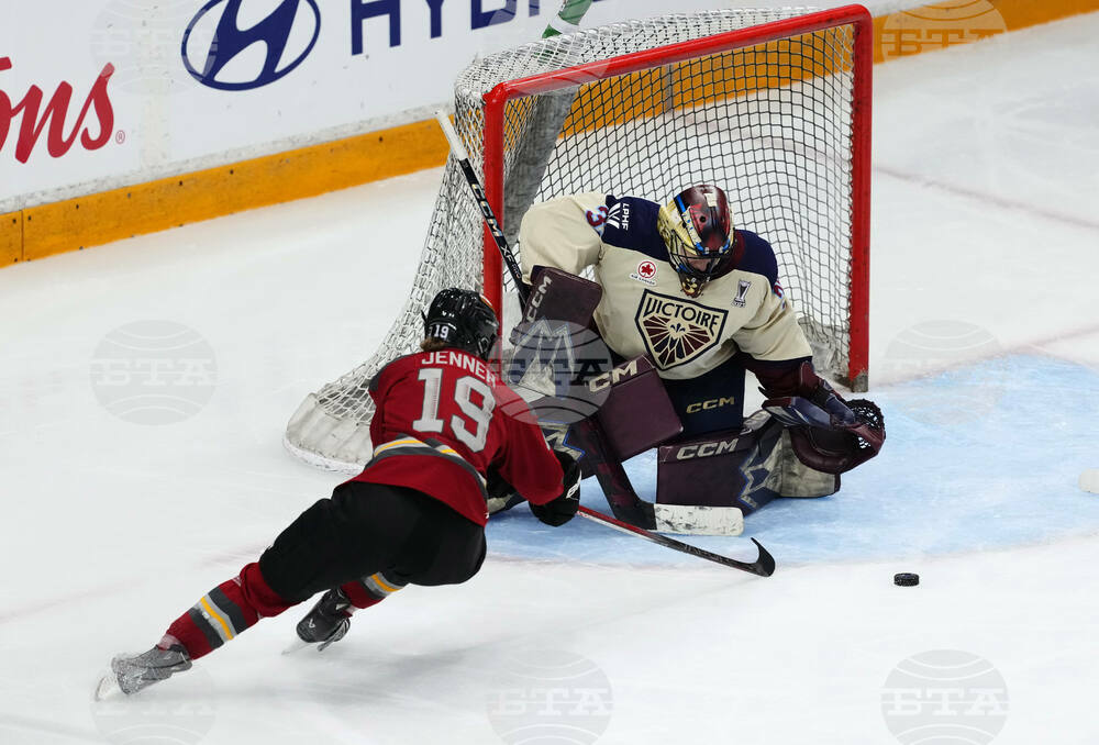 PWHL Victoire Charge Hockey