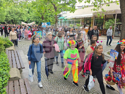 Сливен - Национален фестивал на детската книга - карнавално шествие