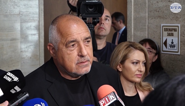 Сега правителството и парламентът имат цел – еврозоната, догодина - работни места, икономика, индустрия, каза лидерът на ГЕРБ Бойко Борисов