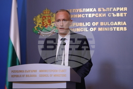 Министерски съвет - Красимир Вълчев  - брифинг