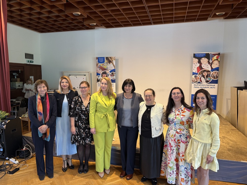Част от екипа на училище „Св. св. Кирил и Методий” във Виена гостува на 20-годишнината на училище „Дунав“