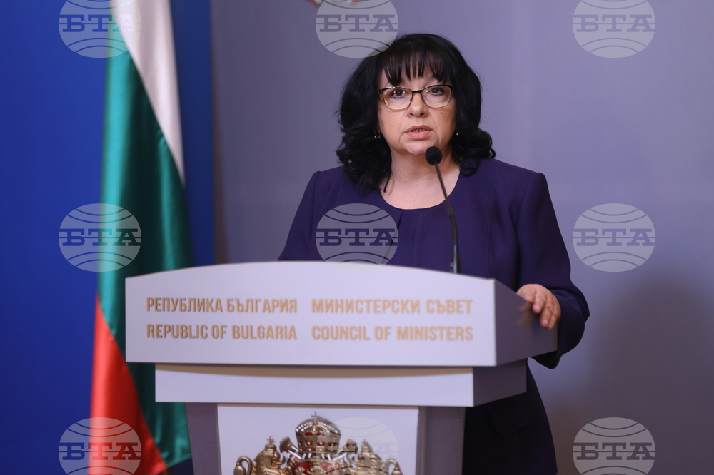 Finance Minister: Bulgaria Has Never Been More Ready for Eurozone Membership, President Tried to Sabotage National Interest