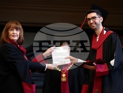 Софийския университет „Свети Климент Охридски“  - дипломи - връчване