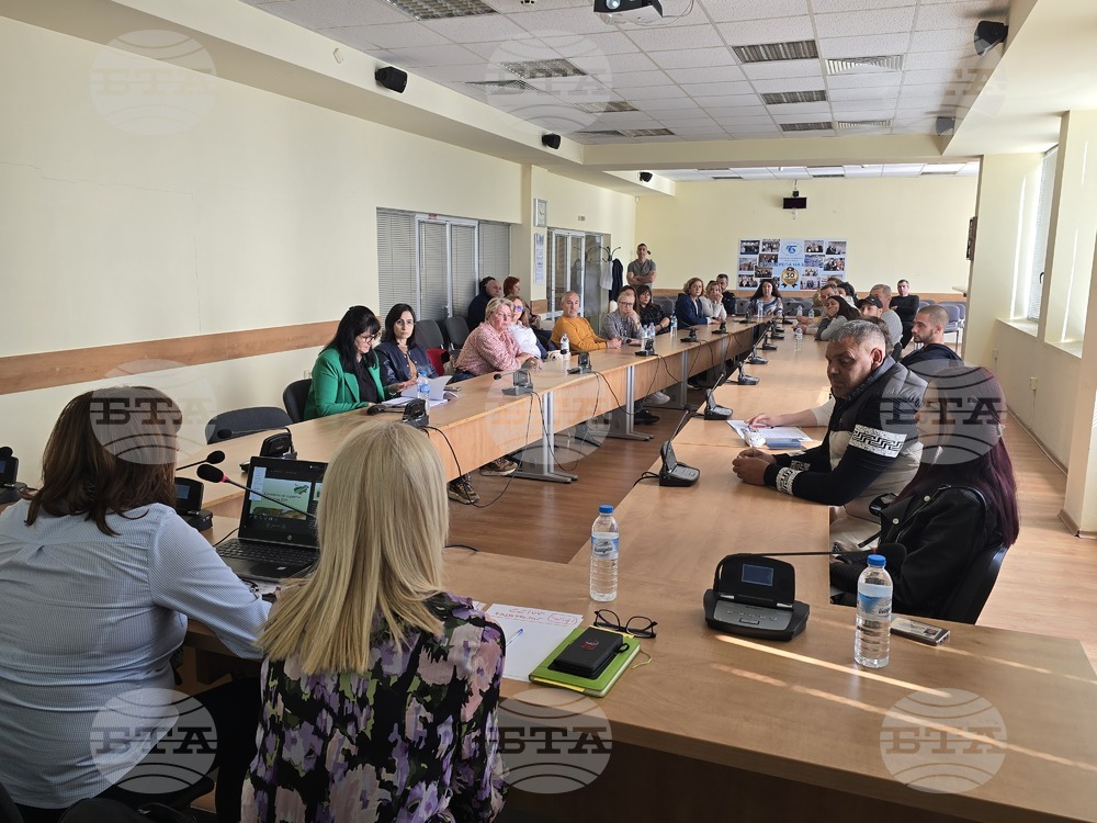 Във Враца представиха актуални възможности за финансиране пред земеделски производители