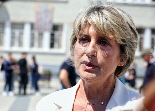 Olympic Committee President-elect Confers with Korean Ambassador 