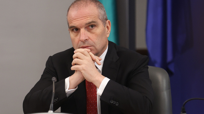 Deputy PM Karadjov Briefs on Government’s Progress in Healthcare Sector Reform