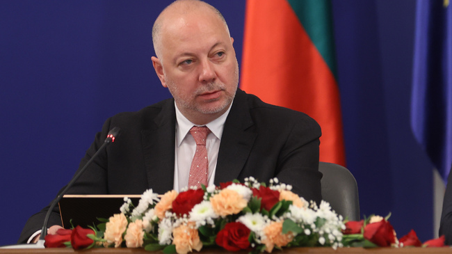 Strengthening National Defence within NATO Is Priority, PM Says