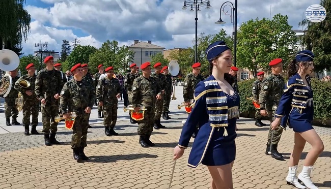 Самоков отбеляза 147 години от освобождението си от османско иго с празнично шествие