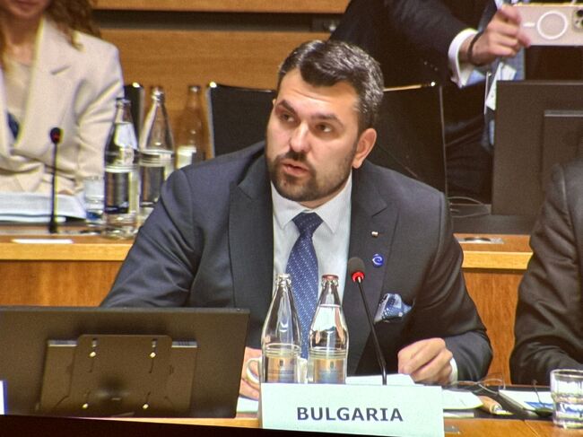 Bulgaria Urges End of Russia's Aggression of Ukraine, Withdrawal from Occupied Territories