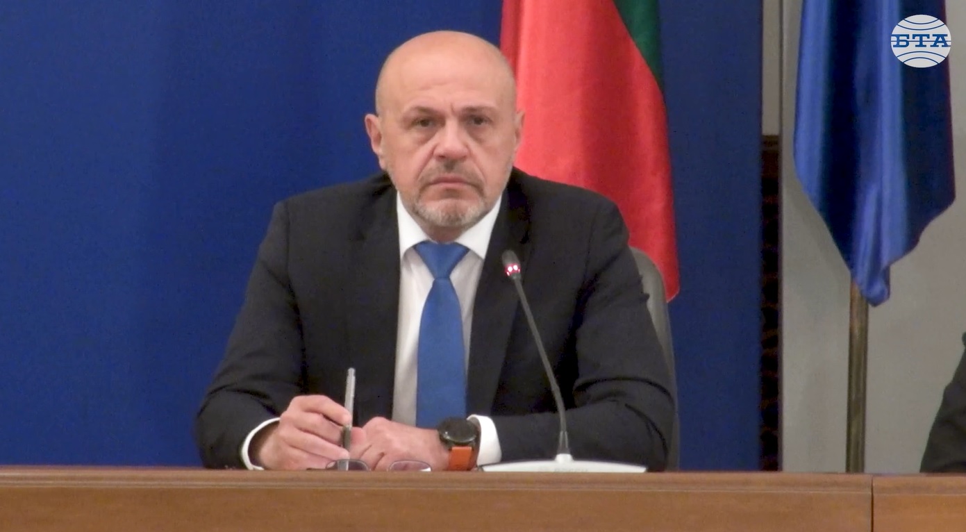 Задачата на правителството е да се опита да излекува отворените рани в обществото, смята вицепремиерът Томислав Дончев