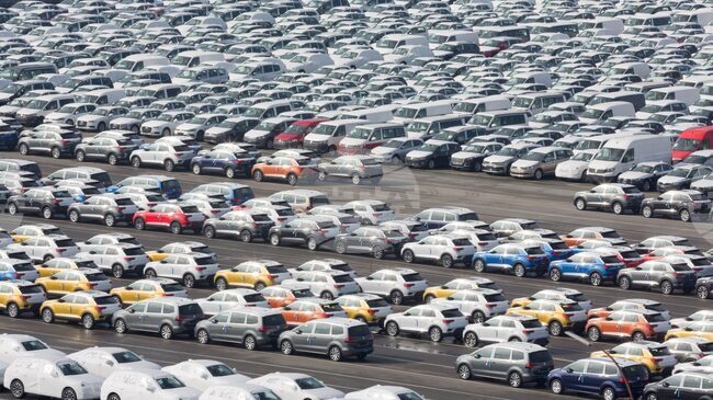 "Фолксваген" настоява за по-голяма правителствена подкрепа за частните купувачи на електромобили в Германия