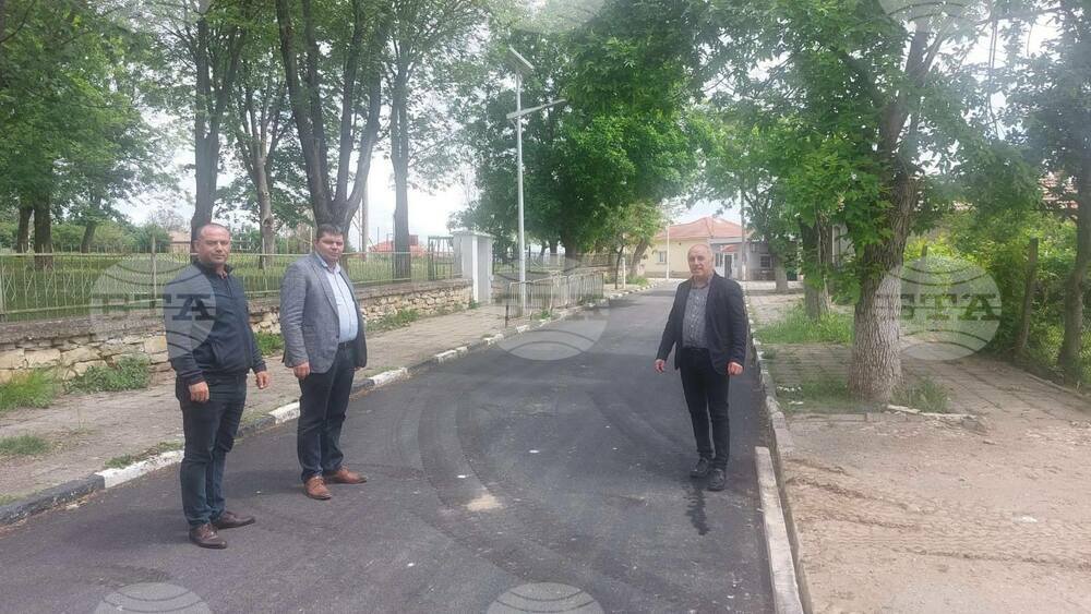 Три улици в село Трескавец са новоасфалтирани по проект на Община Антоново