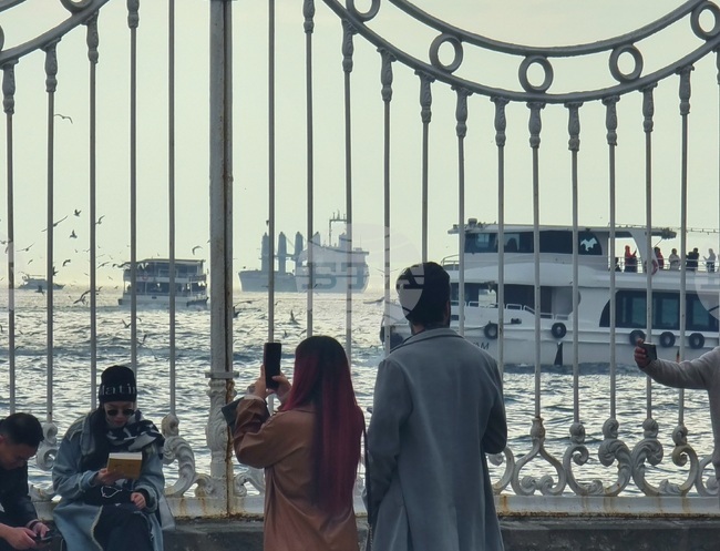 Продължават преговорите за разкриването на морската линия Бургас - Истанбул 