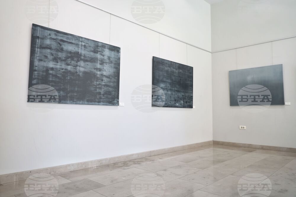 Бургас - Васил Янев - изложба живопис