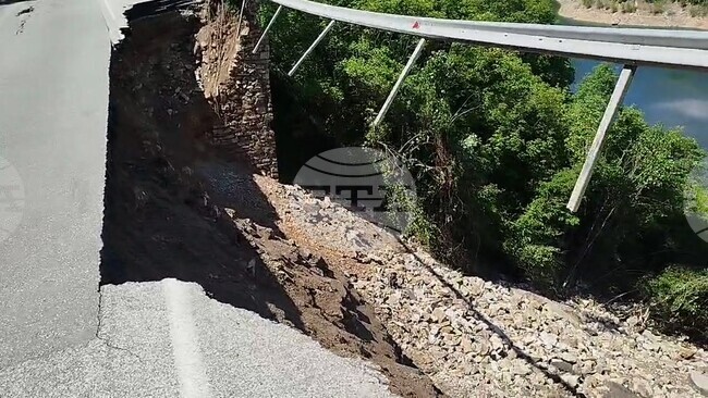 Туристи отказват резервации в хотели и къщи за гости след затварянето на пътя Девин – Михалково – Кричим