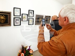 Вежди Рашидов - изложба