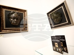 Вежди Рашидов - изложба