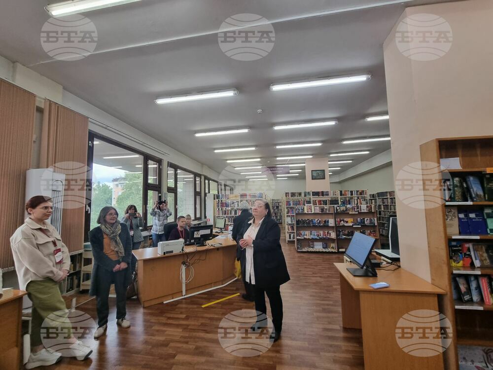 Регионална библиотека „Захарий Княжески“ в Стара Загора вече е оборудвана с нови технологии за обслужване на потребителите