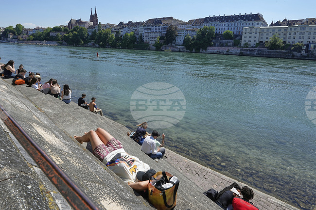 Потребителското доверие в Швейцария се понижава през юли за първи път от три месеца