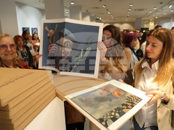 Васил Василев-Зуека - „Моят Дон Кихот“ - изложба