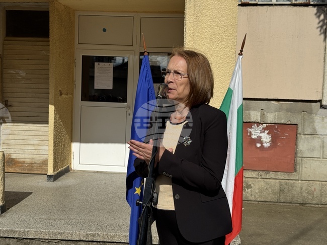 В Казанлък започна изпълнението на проектите на Общината за саниране на 21 многофамилни жилищни сгради