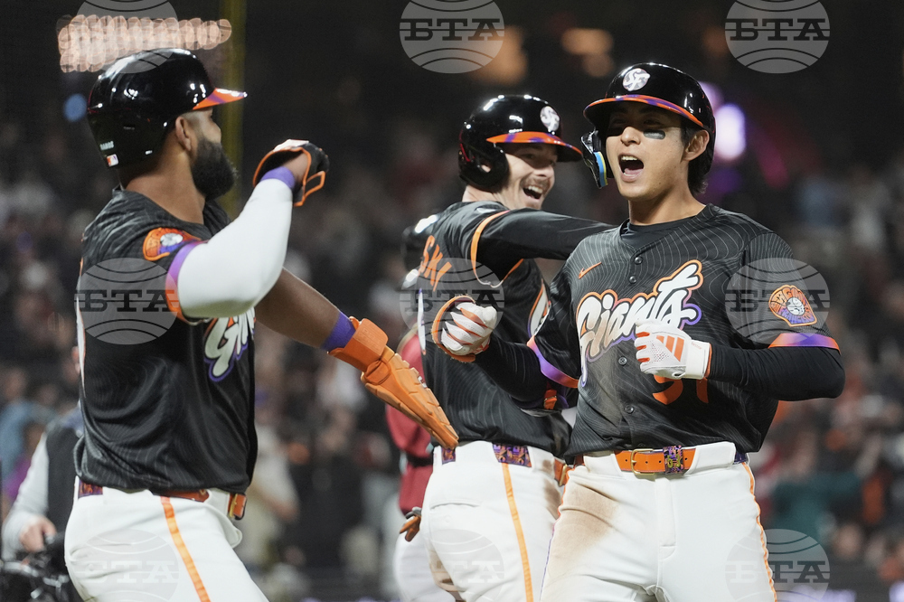 Giants Hoo Lee Gans Baseball