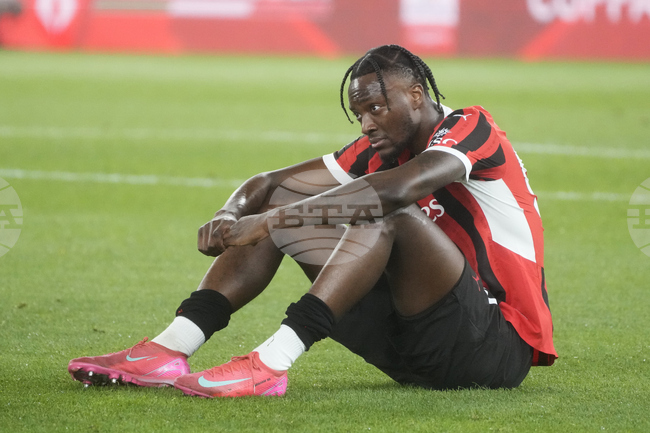 Уест Хям иска да привлече нападателя Тами Ейбрахам