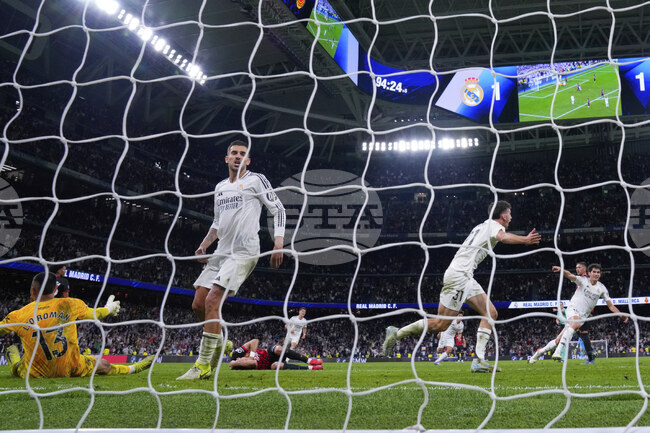 Гол в сетния миг донесе победа на Реал Мадрид срещу Майорка и отложи шампионските празненства на Барселона 