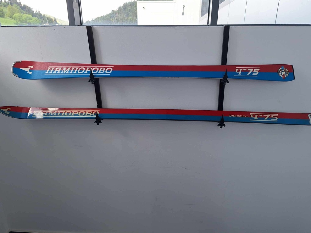 50 годишна традиция в ски производството отбелязва фабриката за ски в Чепеларе Амер Спортс България