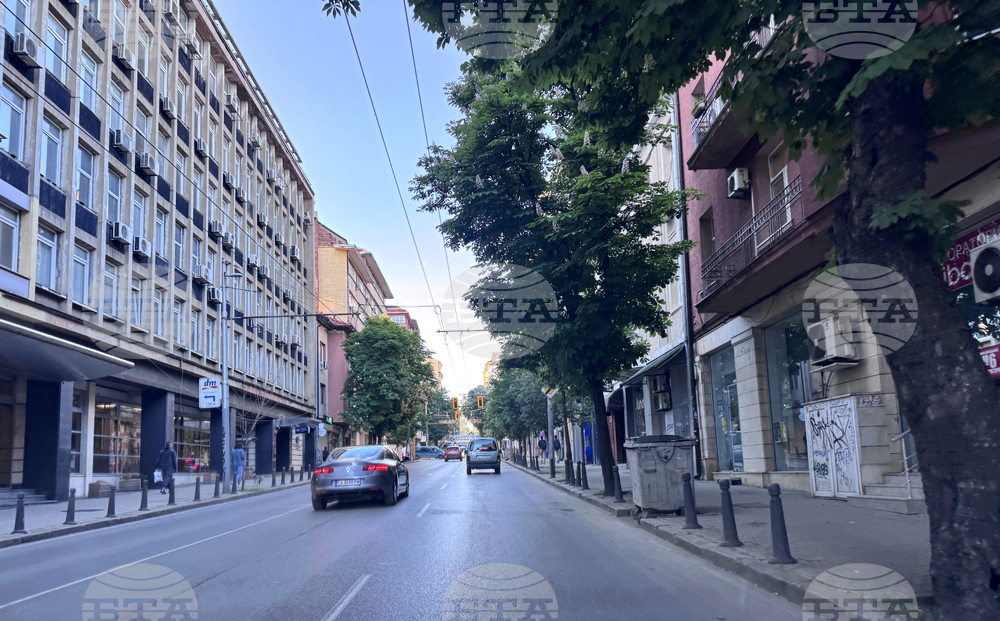 Градски транспорт - улица - трафик