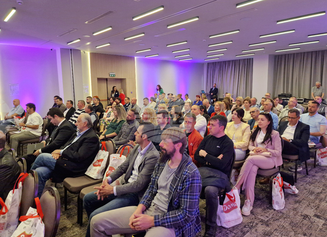 Създаването на интерактивна карта с маршрути, които обхващат исторически и туристически обекти, обсъдиха участници във форум в Самоков