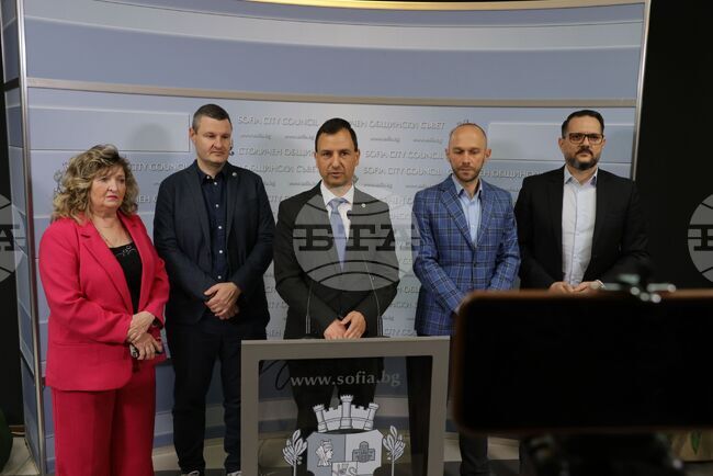 Това не е синдикална борба за по-достойно заплащане, а политическа атака срещу управлението на София, смятат от ПП-ДБ за протеста в градския транспорт 