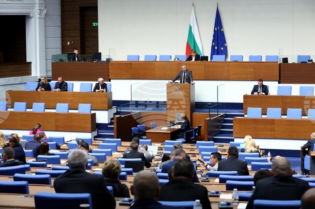 Парламентът одобри на първо четене Законопроект за пазарите на криптоактиви