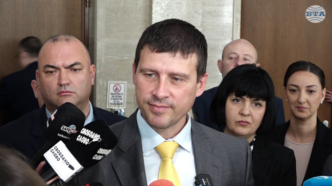 Подготовката на вота на недоверие няма да се случи, "Възраждане" отказа да подпише, каза лидерът на "Величие" Ивелин Михайлов