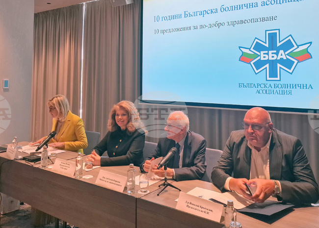 Здравеопазването не е приоритет и затова е в критично състояние, каза Григор Димитров от Българска стопанска камара и член на Надзора на НЗОК