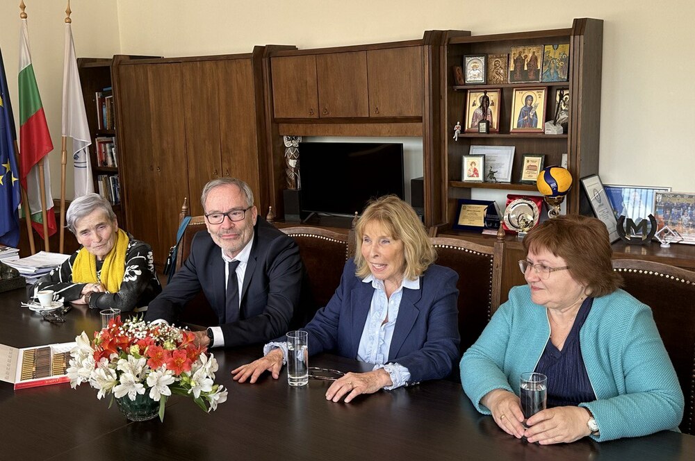Племенницата на Елиас Канети - Франсоаз:„Всички в семейството ни наричат Русе Русчук“