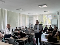 Министърът на образованието и науката Красимир Вълчев посети Костенец 