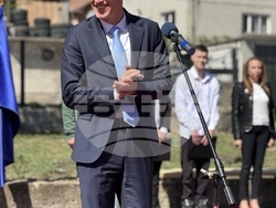 Министърът на образованието и науката Красимир Вълчев посети Костенец 