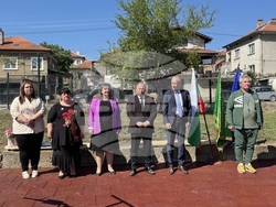 Министърът на образованието и науката Красимир Вълчев посети Костенец 