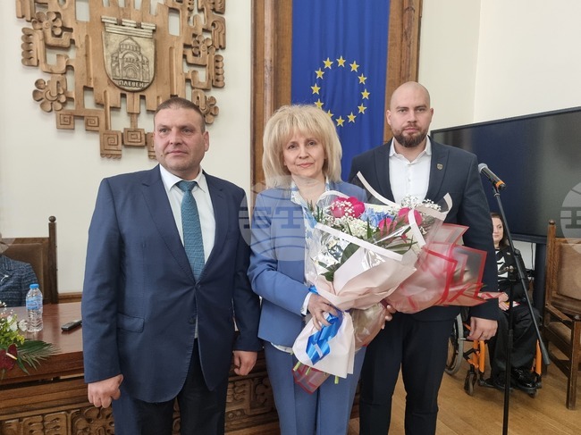 С нов почетен гражданин и тържествен ритуал Плевен чества своя празник