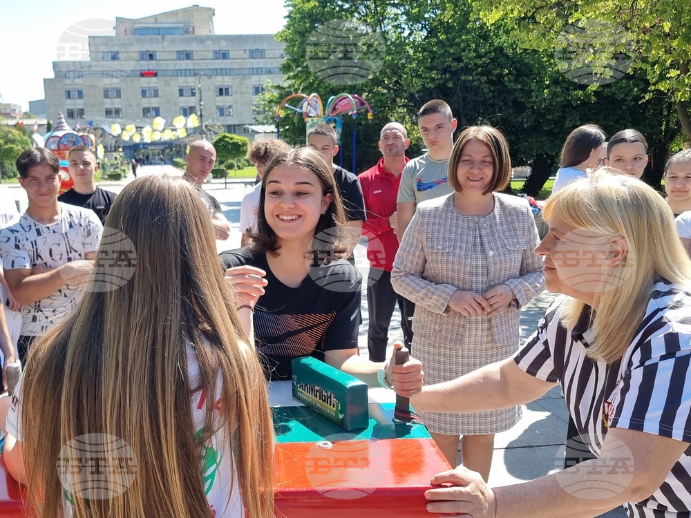 Със състезание по канадска борба в Кърджали започна кампания за Световния ден за борба с употребата и нелегалния трафик на наркотици