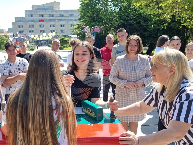 Със състезание по канадска борба в Кърджали започна кампания за Световния ден за борба с употребата и нелегалния трафик на наркотици 