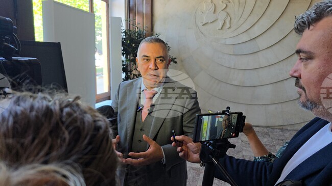 Приемането на еврото ще се отрази върху общинския бюджет предимно технически, каза кметът на Сливен Стефан Радев 