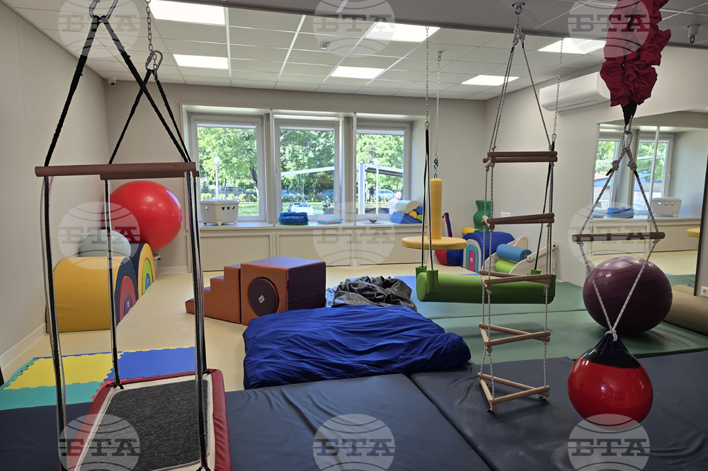 Нов комплекс за подкрепа деца с увреждания беше открит в София 