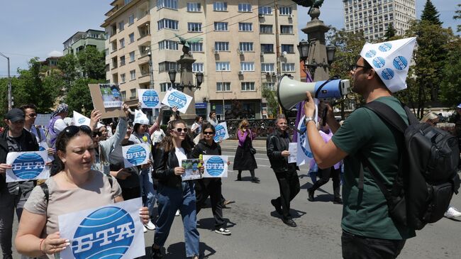 Union of Bulgarian Journalists Backs Protest of BTA, National Television and National Radio Staffers