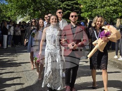 Ловеч - Езикова гимназия - абитуриенти